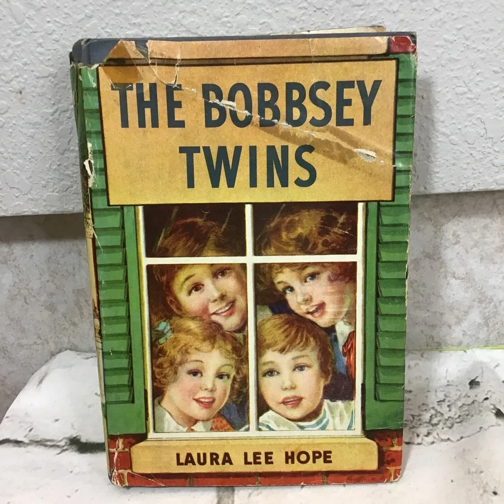 1940s‎ The Bobbsey Twins Hardcovers Lot Of 2 In The Country Laura Lee Hope